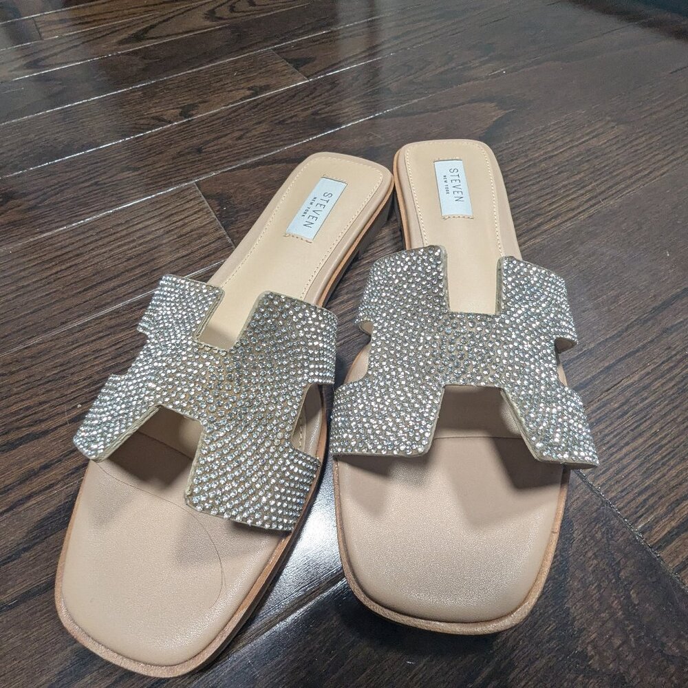 Steve Madden Slides size 8